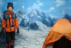 The renowned mountaineer Tapi Mra from Arunachal Pradesh contributed its journey gear to the collection of the museum.